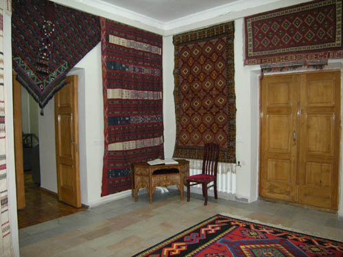 Экспозиция Ковры Узбекистана