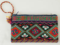 Hand-made and mashine embroidery